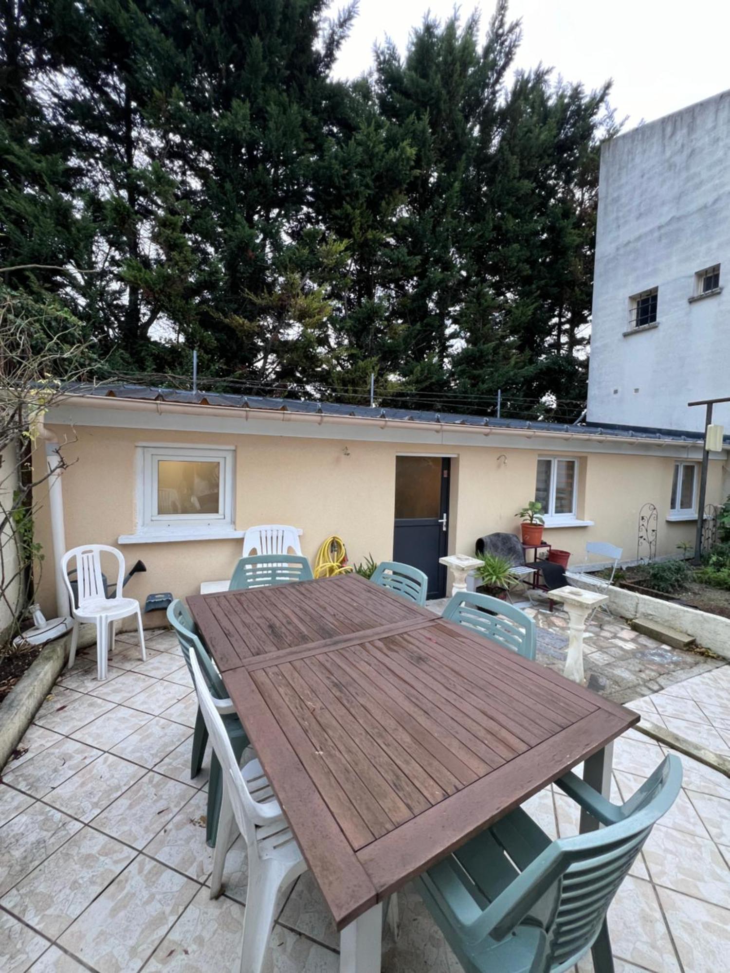 La * Maisons-Alfort
